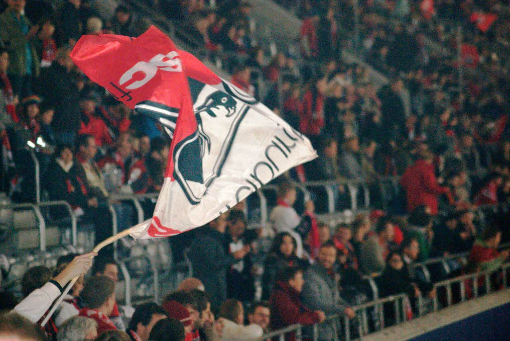 Besuch in München: Freiburger Fans in der Allianz-Arena. Besuch in München: Freiburger Fans in der Allianz-Arena.