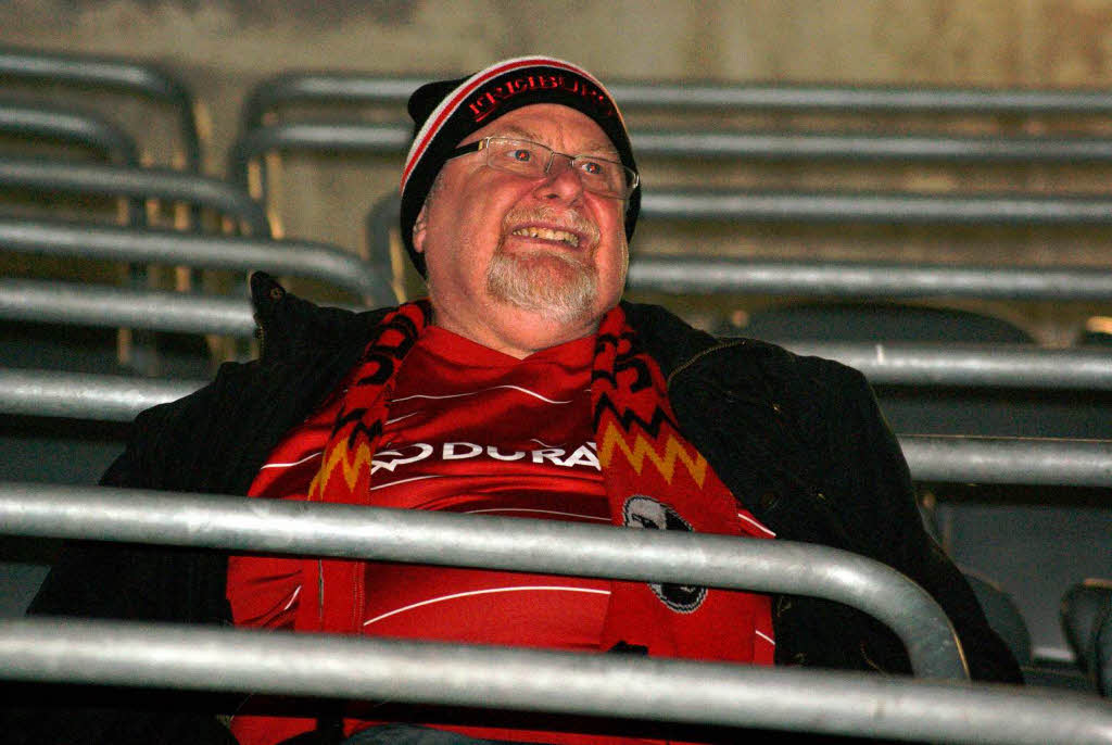 Besuch in München: Freiburger Fans in der Allianz-Arena. Besuch in München: Freiburger Fans in der Allianz-Arena.