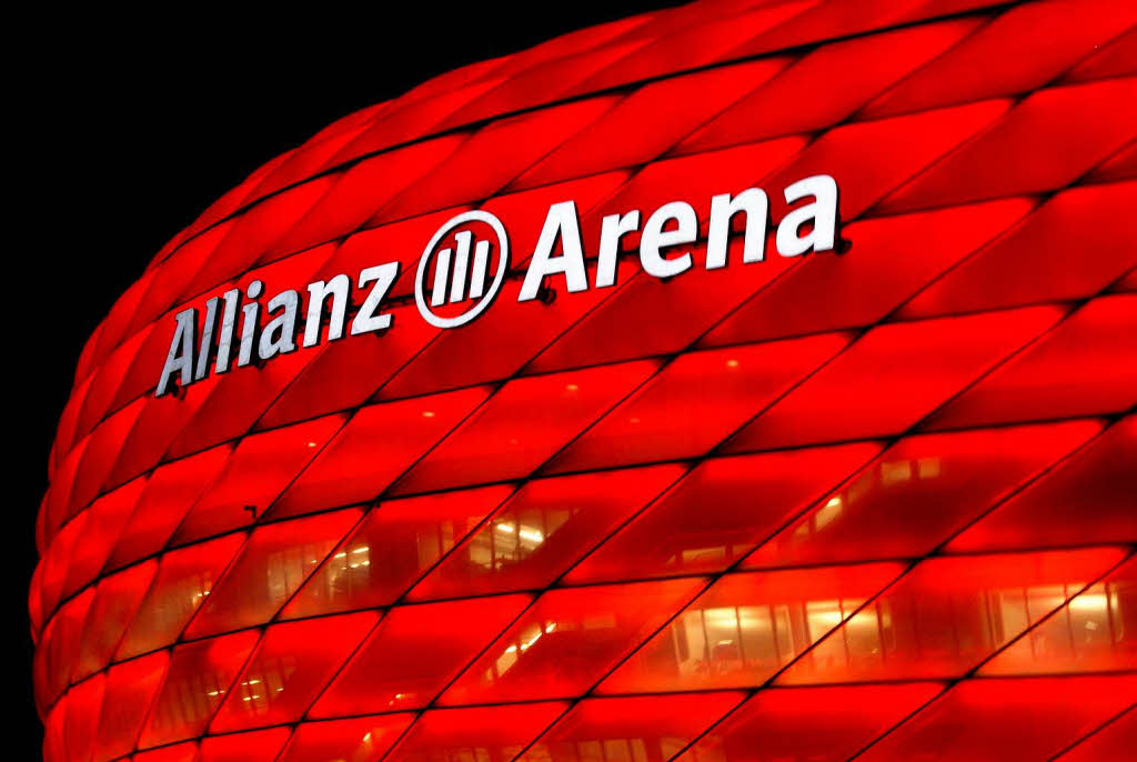 Besuch in München: Freiburger Fans in der Allianz-Arena. Besuch in München: Freiburger Fans in der Allianz-Arena.