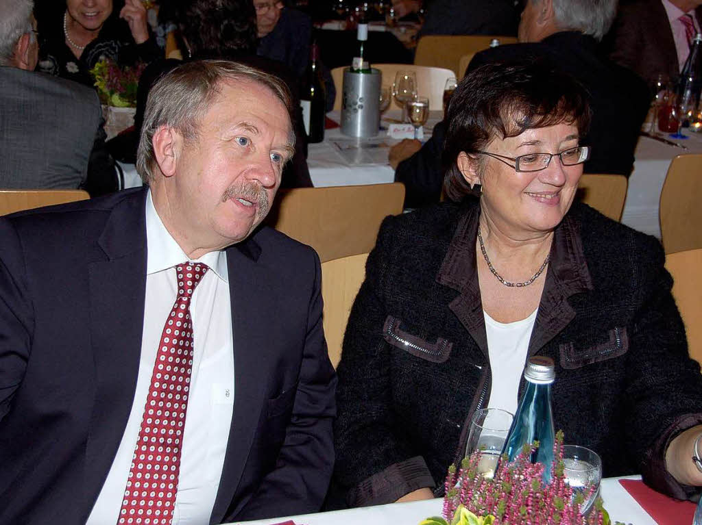 Staatsminister Helmut Rau mit Ehefrau.