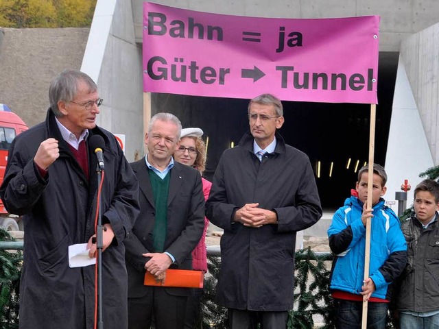 &#8222;Alle Gterzge mssen durch den...aneben) hatte den Bahnchef eingeladen.  | Foto: Daniel Gramespacher