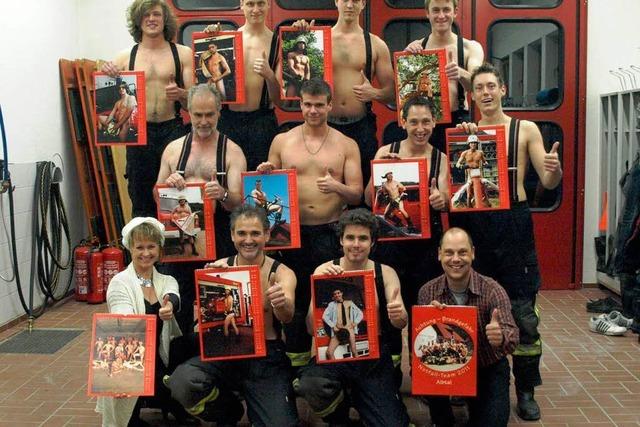 Erotik-Kalender macht Albtäler Feuerwehr zu Fernseh-Stars