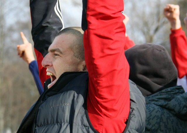 Jubel ja, Euphorie nein: Frank Hug nimmt dem Fuball-Hype gerne die Spitzen.   | Foto: Patrick Seeger