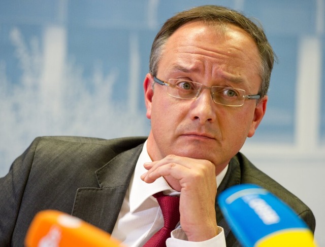 Will nachweisen, dass Ministerprsiden... beeinflusst hat: Andreas Storch (SPD)  | Foto: dpa