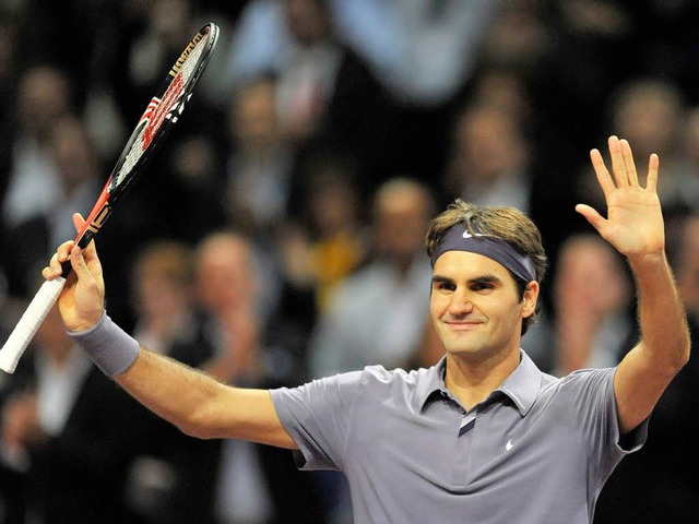 Roger Federer zieht die Massen bei den Swiss Indoors an.  | Foto: dpa