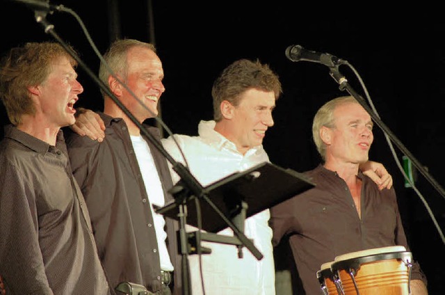 Mit einem furiosen Konzert nahmen 4-de...ster, Hermann Merath und Markus Flum.   | Foto: Hildegard Siebold