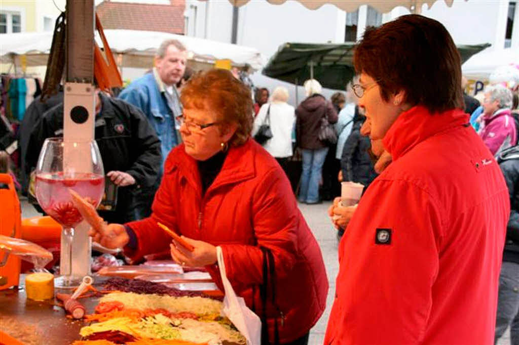 Beim Martinimarkt war so viel los, dass man kaum ohne Stau durch die Gassen kam.