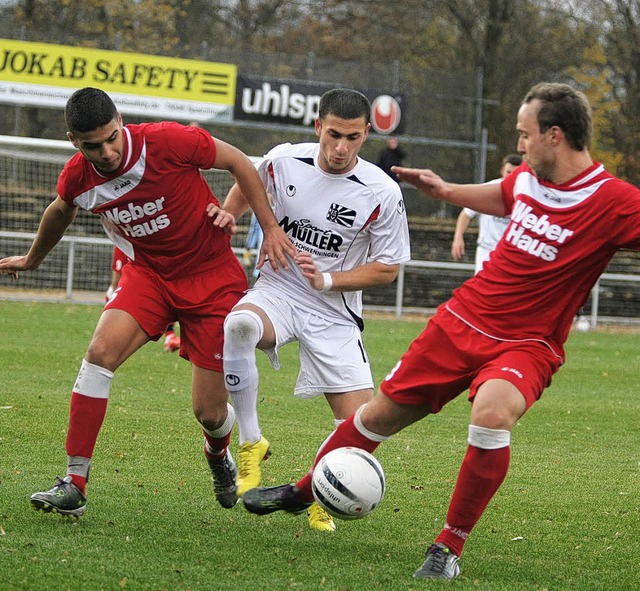 Die Linxer Ilias Azeroual und  Matthia...dennoch obenauf und gewannen mit 2:1.   | Foto: Dieter Reinhardt