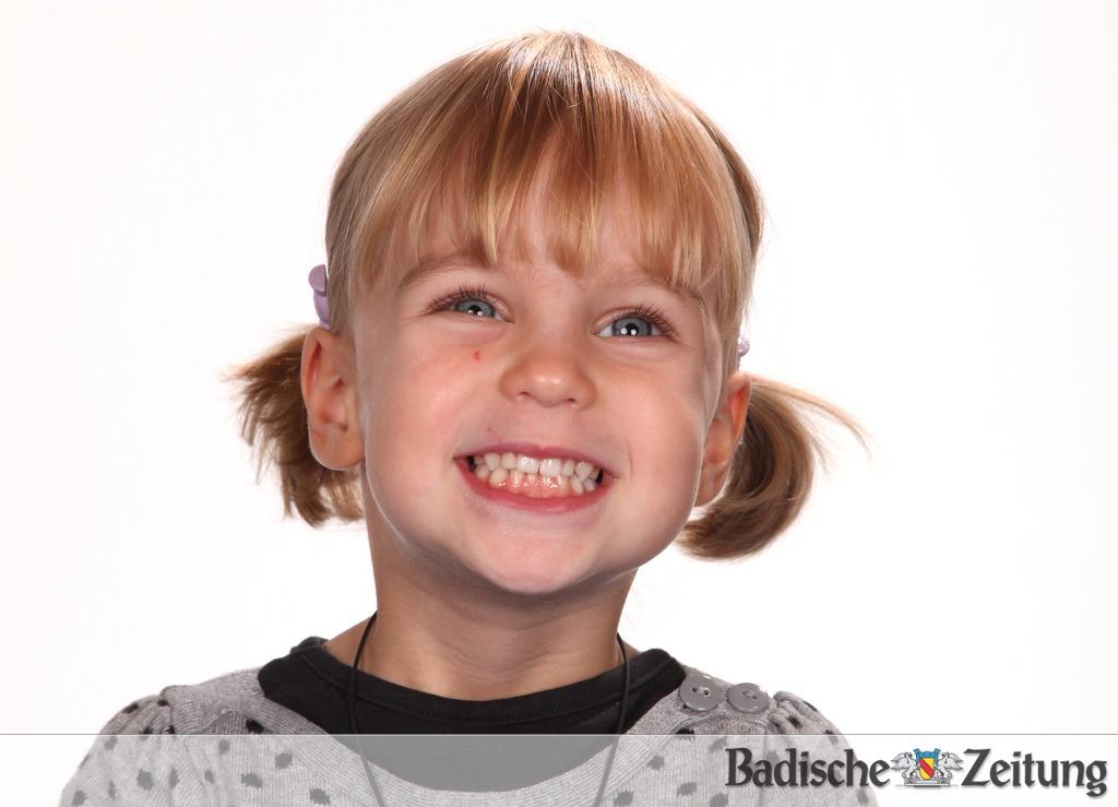 Lea-Aylin S. (2 Jahre) Lea-Aylin S. (2 Jahre)
