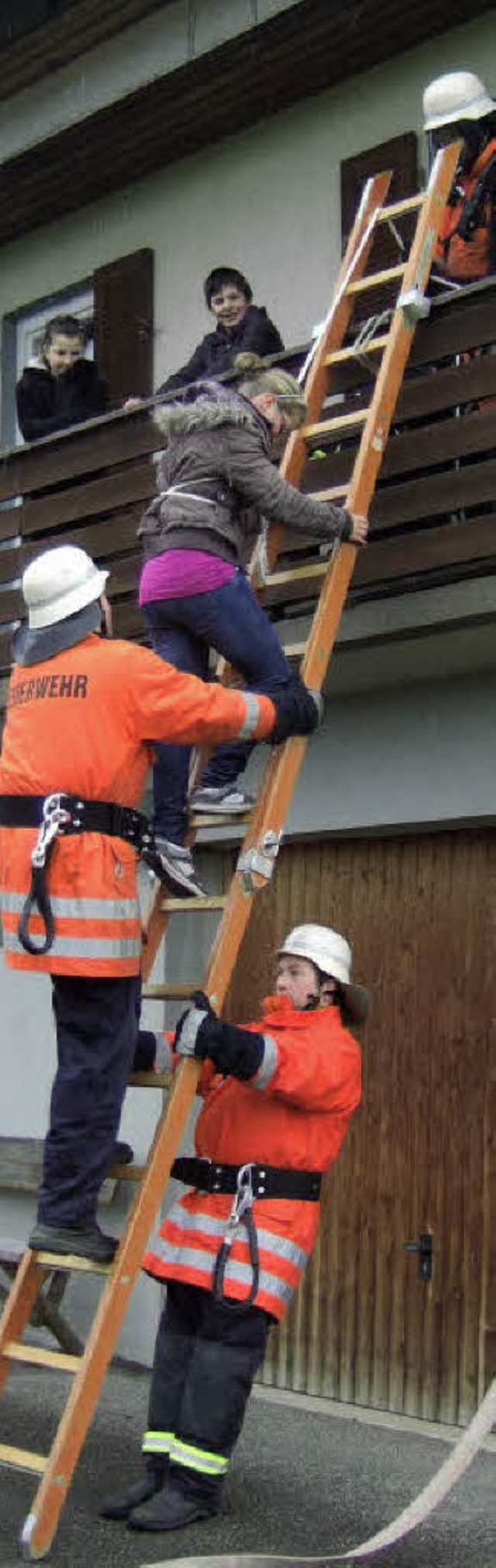 Personenrettung gelungen! Gut durchdac...obe der Freiwilligen Feuerwehr Ebnet.   | Foto: Denz