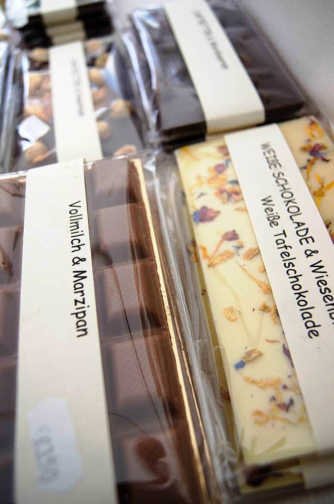 Klassiker mit Marzipan und die Besonderheit mit Blumen Klassiker mit Marzipan und die Besonderheit mit Blumen