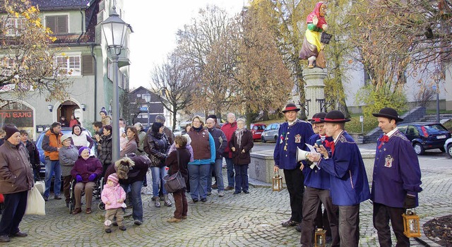 Pnktlich um 11.11 Uhr erffneten die Laternenbrder gestern die nrrische Zeit.  | Foto: Martin Wunderle