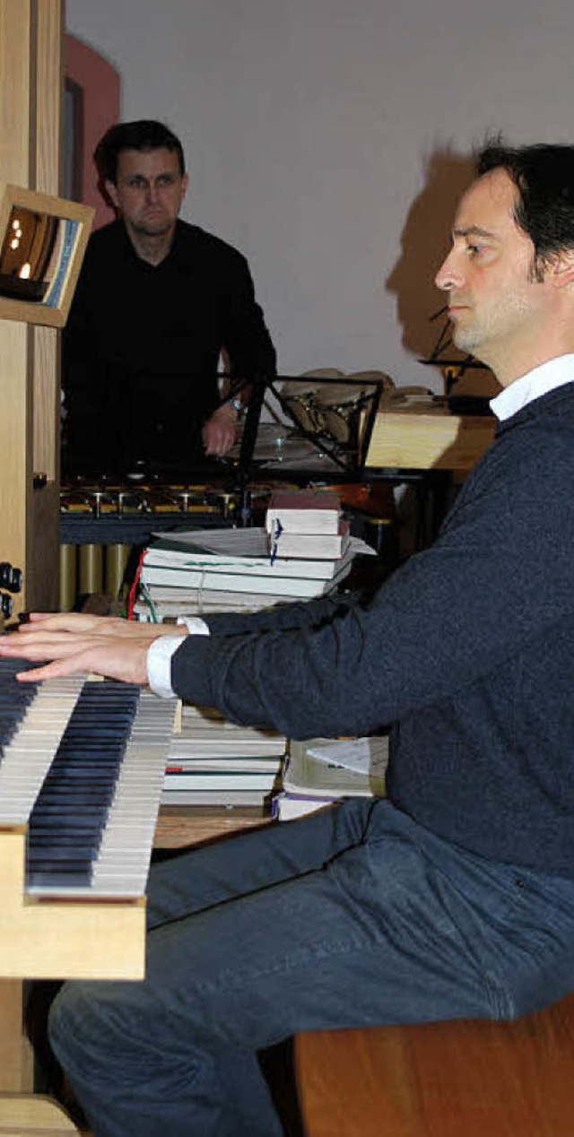 Der Organist Bernhard Zosel und der Pe...  Kirche in Bischoffingen ein Konzert.  | Foto: bohn