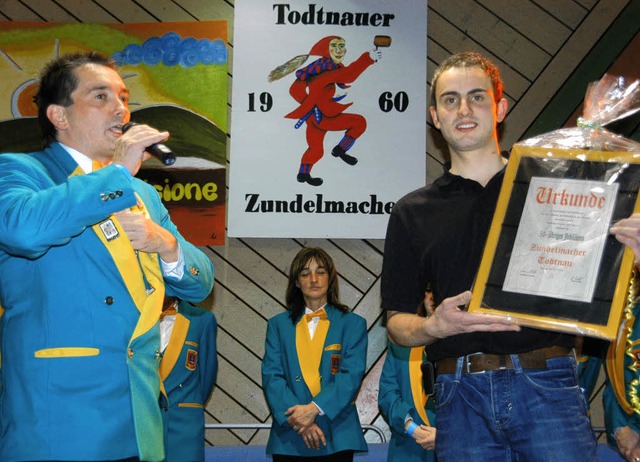 Oberzunftmeister Jrgen Wehrle (links)...nnten das Publikum  wieder begeistern.  | Foto: Verena Wehrle
