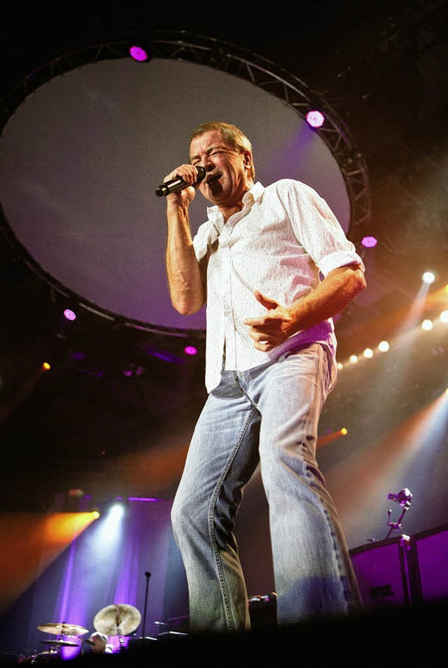 Immer noch ein Frontmann voller Energie: Ian Gillan   | Foto: Janos Ruf