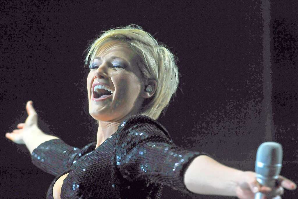 Ein glnzender Auftritt von Helene Fischer in Freiburg.