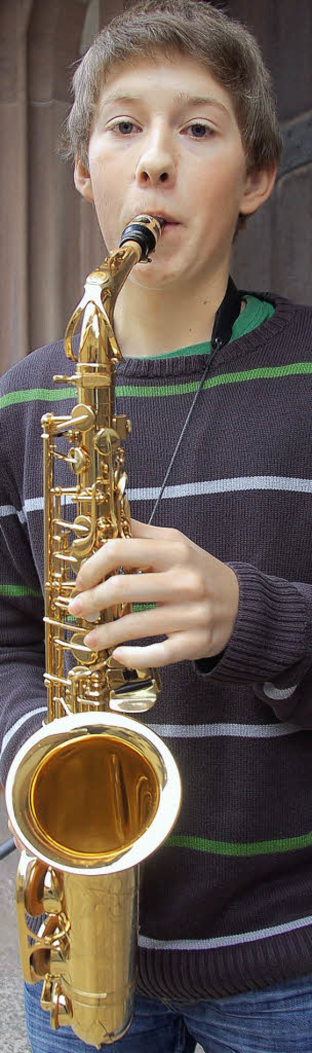 Moritz Riesterer mit seinem Saxofon.  | Foto: sebastian barthmes