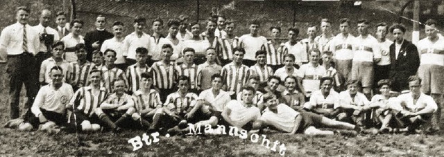 Die Grndervter des SVU gewannen 1928...l &#8211;  die A-Klasse-Meisterschaft.  | Foto: Repro: manfred Lange