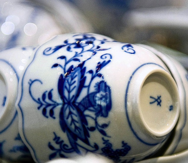 Noch heil: Meissener Tasse  | Foto: dpa