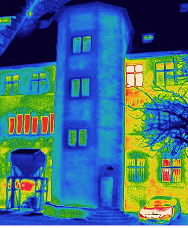 Es gibt noch viel zu tun: Wo die Therm...e rot ist, gibt das Rathaus Wrme ab.   | Foto: polhaus