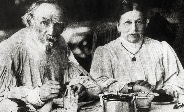 Schwierige Ehe: Leo Tolstoi und Sofja Tolstaja   | Foto: Ullstein