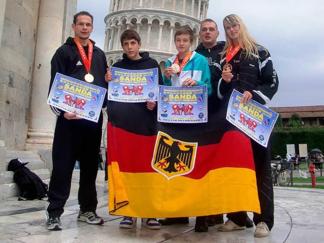 Erfolgreiche Elztler bei der Europameisterschaft im Sanda in Pisa.  | Foto: Verein