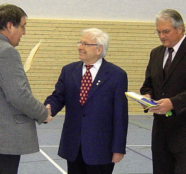 Sportler des Jahres: Rudolf Hpker (Mi...lf Gwinner (links) und Norbert Brugger  | Foto: Heidrun Simoneit