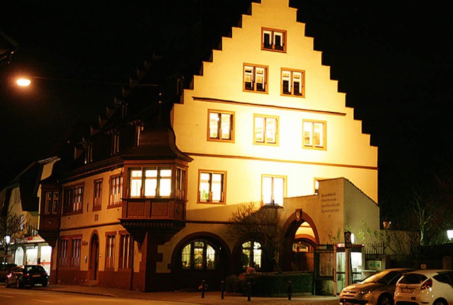 Das Kippenheimer Rathaus im Abendlicht.  | Foto: Sandra Decoux-Kone