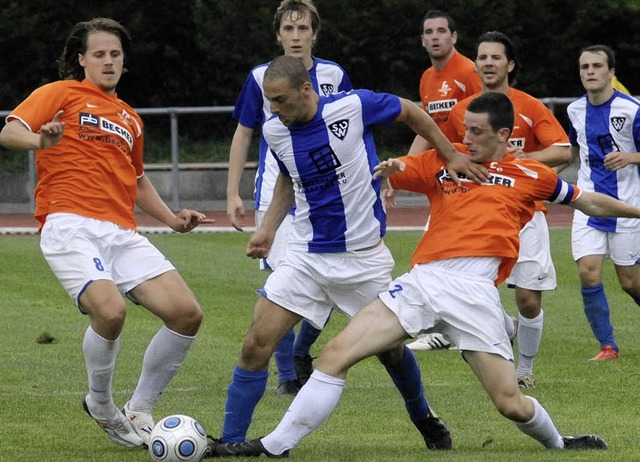 Zweifacher Torschtze: Imad Kassem-Saad (Mitte)   | Foto: archivfoto: j. dippel