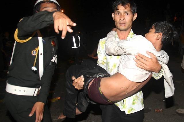 Massenpanik in Kambodscha: 347 Tote, 410 Verletzte