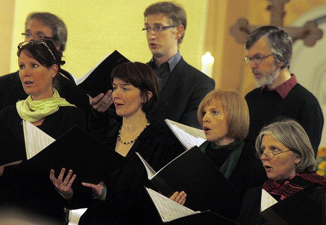 Der Chor Tonart bei seinem Konzert in der Martinskirche.   | Foto: Heidi Fssel