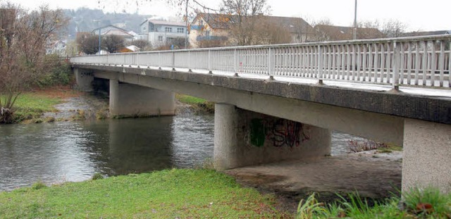 Dringend sanierungsbedrftig: Wiesebrcke zwischen Hauingen und Brombach.   | Foto: Nikolaus Trenz