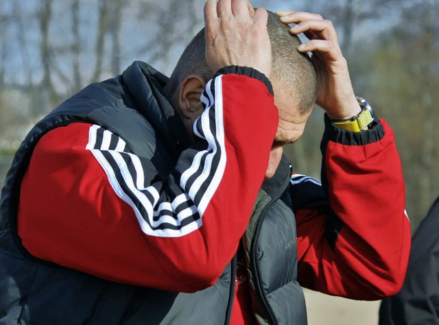 Das Haareraufen der Fuballtrainer hat...erabschieden sich in die Winterpause.   | Foto: Seeger