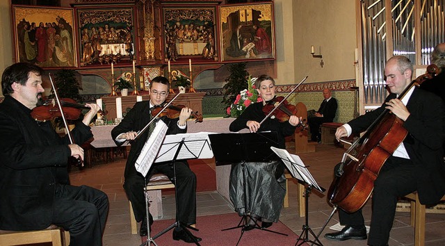 Virtuose Kontraste in Heilig Geist: Th...Schmid und Gabriel Wernly (von links)   | Foto: Manfred Dinort