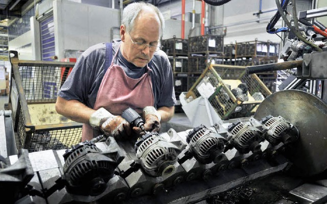 Serieninstandsetzung bei Bosch: 2009 h...tet und zurck in den Handel gegeben.   | Foto: Bosch/DPA