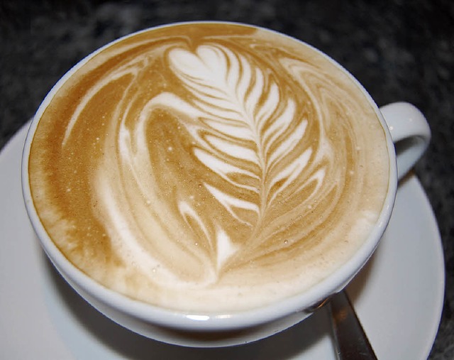 Milchkaffee mit Muster  | Foto: Martin Graff