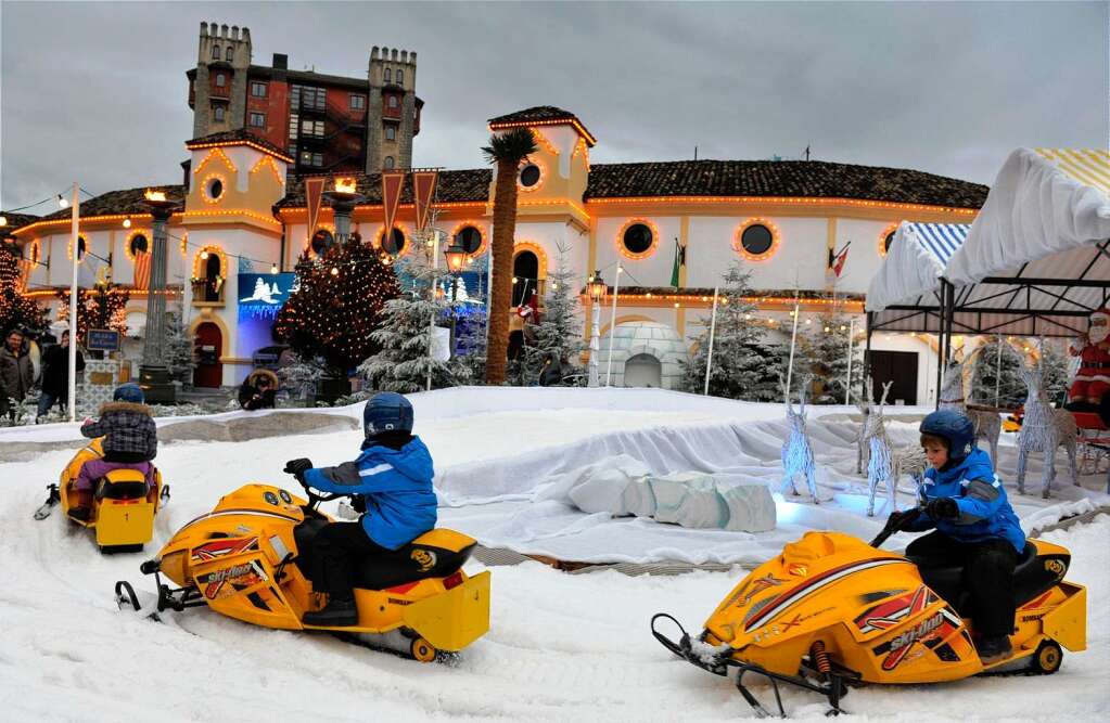 Die zehnte Wintersaison im Europa-Park Rust bietet wieder   weihnachtliche Atmosphre   und viele Attraktionen.