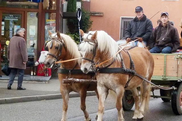 Einkaufen und Bekannte treffen