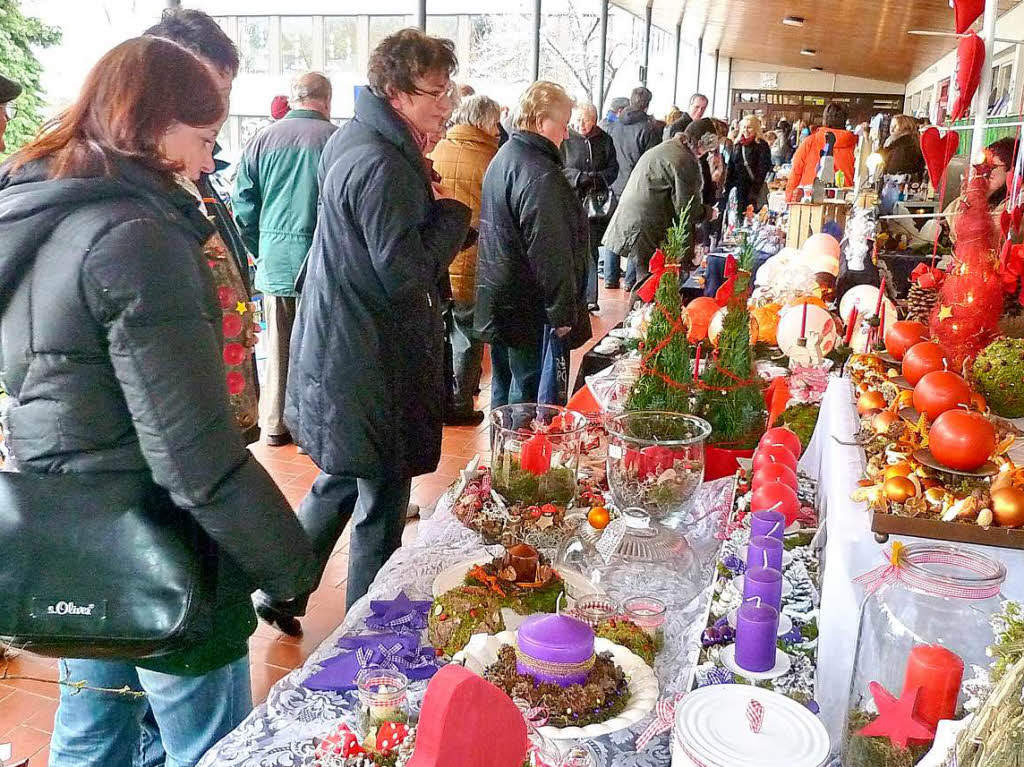 Stimmungsvoll und vielfältig präsentierte sich der 15. Hertener Weihnachtsmarkt Stimmungsvoll und vielfältig präsentierte sich der 15. Hertener Weihnachtsmarkt