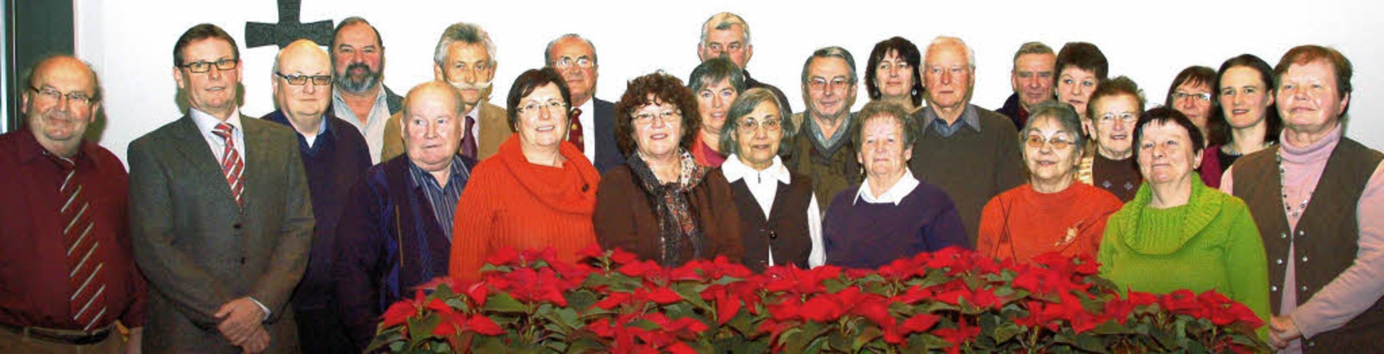 Die Teilnehmer des Blumenschmuck-Wettb...lnehmer gab es einen Weihnachtsstern.   | Foto: Wolfgang Beck