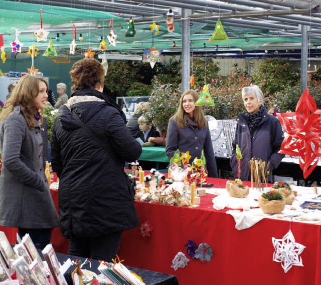 Beim Hauinger Weihnachtsmarkt auf dem Gelnde der Grtnerei Greishaber   | Foto: Paul Schleer