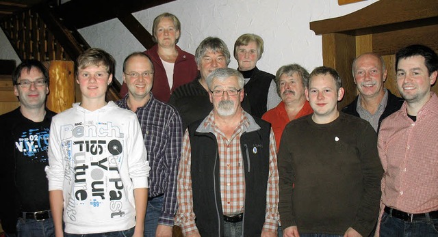 Zahlreiche Mitglieder des SC Waldau wu... Ewald Fhrenbach und Bernhard Wehrle   | Foto: Gaby Beha