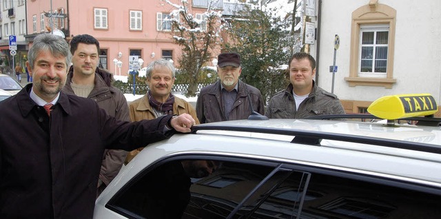 Neues Stadttaxi fr Wehr. Ab heute sta...ernehmer Artur, Victor und Oleg Ruppel  | Foto: MIchael Krug