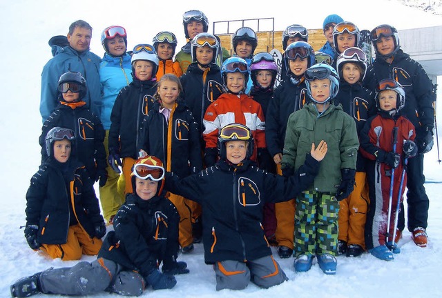 Der Nachwuchs des Skiclubs Bonndorf beim Gletschertraining in Slden.   | Foto: Privat