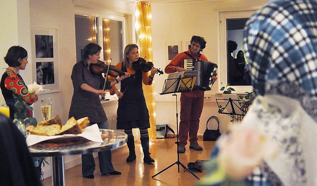 Musikalische Vernissage in der Frauenberatungsstelle   | Foto: Barbara Ruda