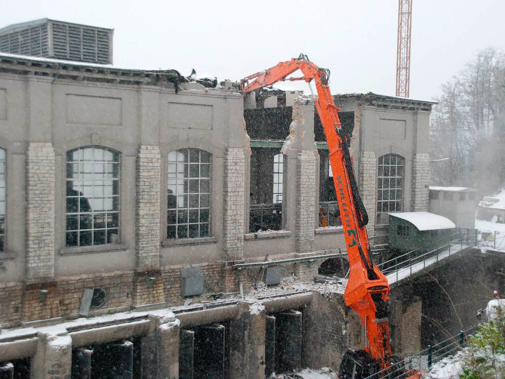 Das Industriedenkmal wird abgerissen. Das Industriedenkmal wird abgerissen.