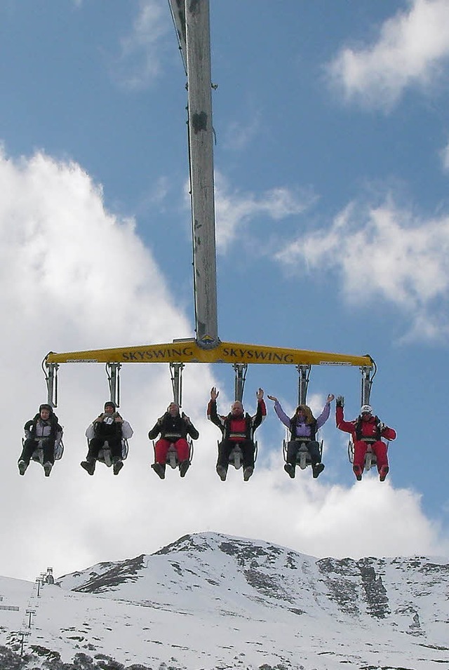 Und die Hnde zum Himmel<ppp>: Mde Sk...rden im Skyswing wieder munter. </ppp>  | Foto: Stefan Zahler