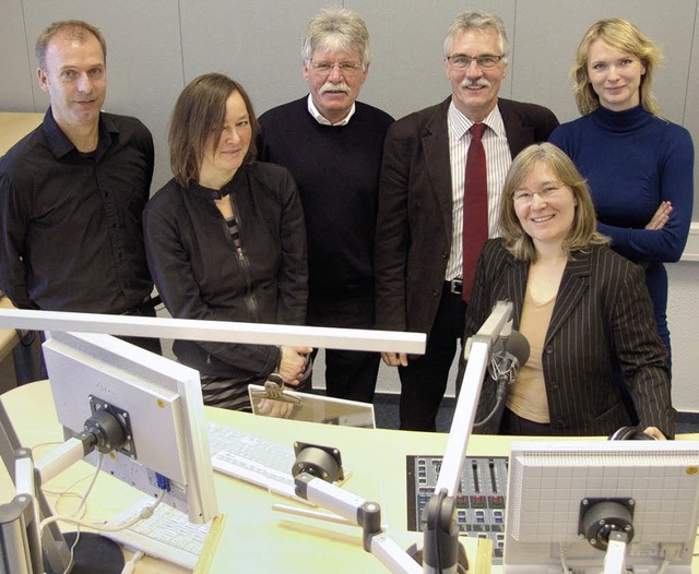 Die Offenburger Radiomacher (von links... Eiche (vorne) und Sabine Lilienthal.   | Foto: Seller