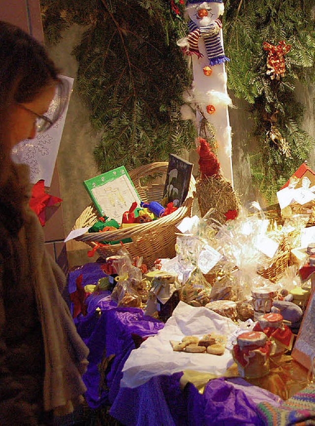 Adventsstimmung auf dem Gundelfinger Weihnachtsmarkt.   | Foto: ast
