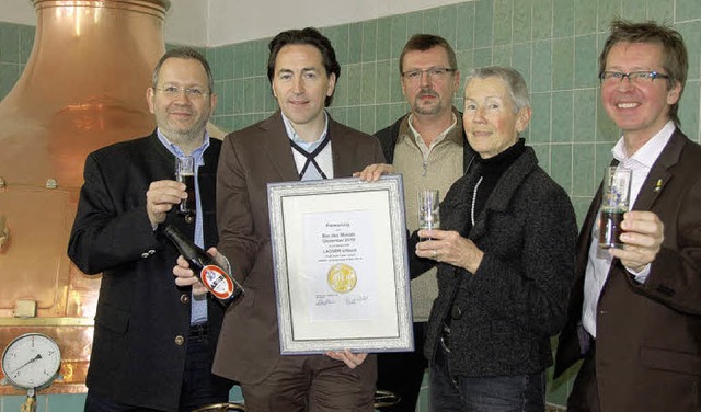 Andreas Walter, Frank Winkel, Braumeis...thias Kliemt bei der Preisverleihung.   | Foto: Ehrentreich